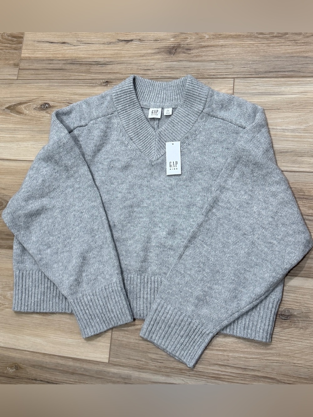 NWT Gap Kids Gray Sweater V Neck Sz L 10